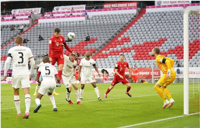  拜仁主场完胜法兰克福巩固德甲领头羊地位